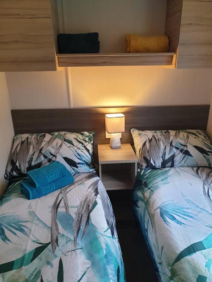 Coral Cabin Kippford Luaran gambar